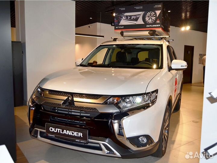 Mitsubishi Outlander 2.0 CVT, 2022