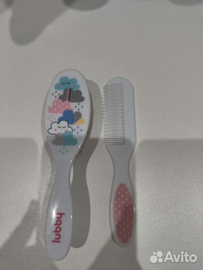 Детская щеточка с расческой от корочек