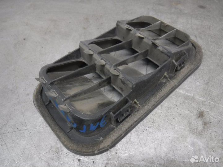 Решетка вентиляционная задняя левая Geely Emgrand