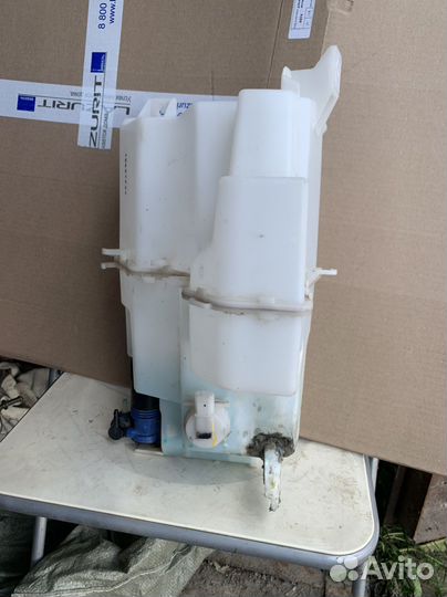 Бачок омывателя на Ниссан Кашкай с 2019 г.в