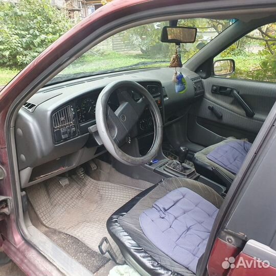 Volkswagen Passat 1.6 МТ, 1992, 400 000 км