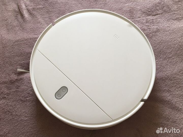 Робот-пылесос Xiaomi Mi Robot Vacuum-Mop Essential