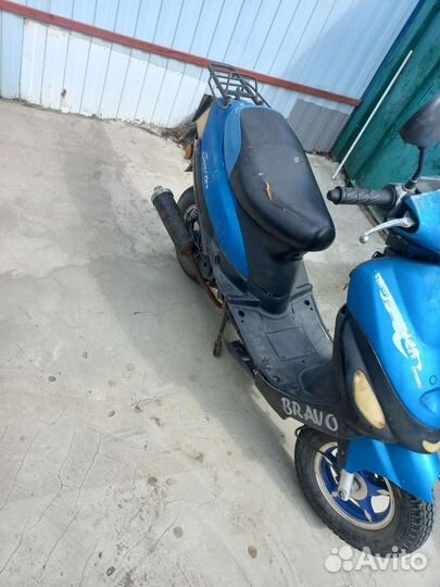 Мопед скутор