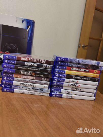 Sony PS4 1tb + 3 джойстики и 19 игр