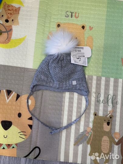 Шапка для девочки новая