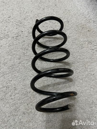 Пружина передняя правая Honda Civic 4D Оригинал