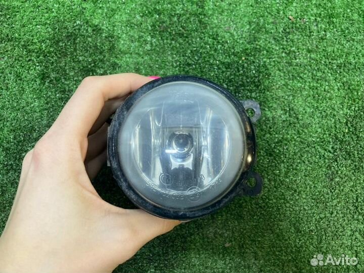 Фара противотуманная левая Renault Duster 2013