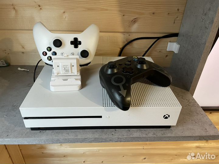 Xbox One s