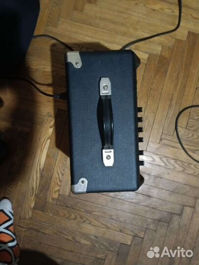 Гитарный комбоусилитель fender