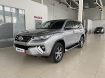 Toyota Fortuner 2.8 AT, 2019, 70 075 км, с пробегом, цена 3 800 000 руб.