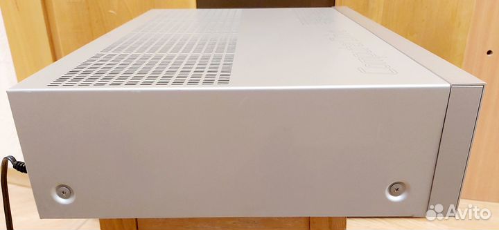 Интегральный усилитель Technics SU-V7A бомба