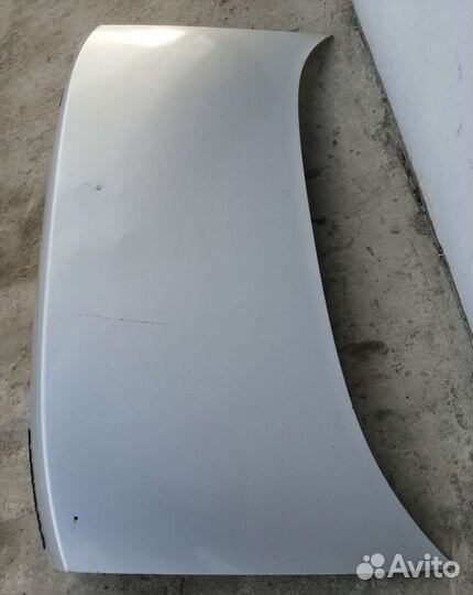 Крышка багажника Митсубиси Каризма