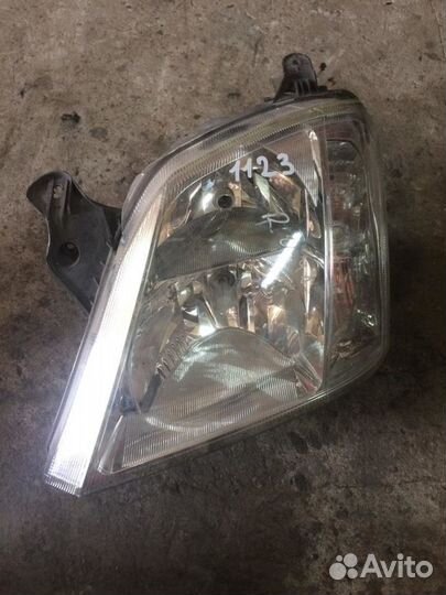 Фара левая opel Meriva A 93294337