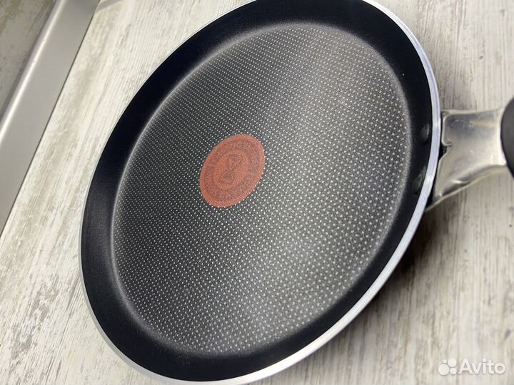Сковорода блинная 22 см Tefal