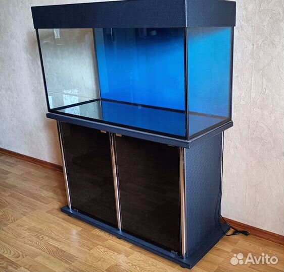 Аквариум с тумбой 200 литров