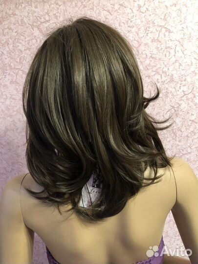 Парик волнистый каскад стрижка шоколад