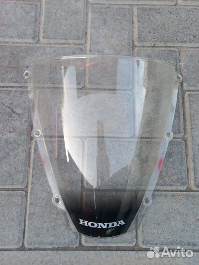 Продам стекло на мотоцикл хонда свр 600 рр