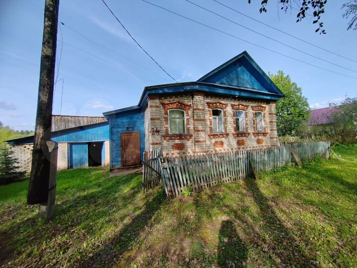 Дом 32,9 м² на участке 23 сот.