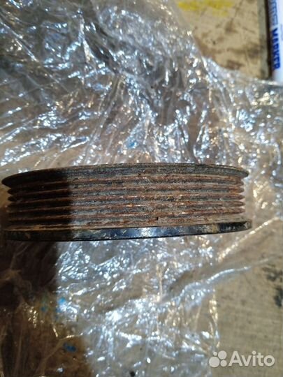 Шкив коленвала Volkswagen Polo