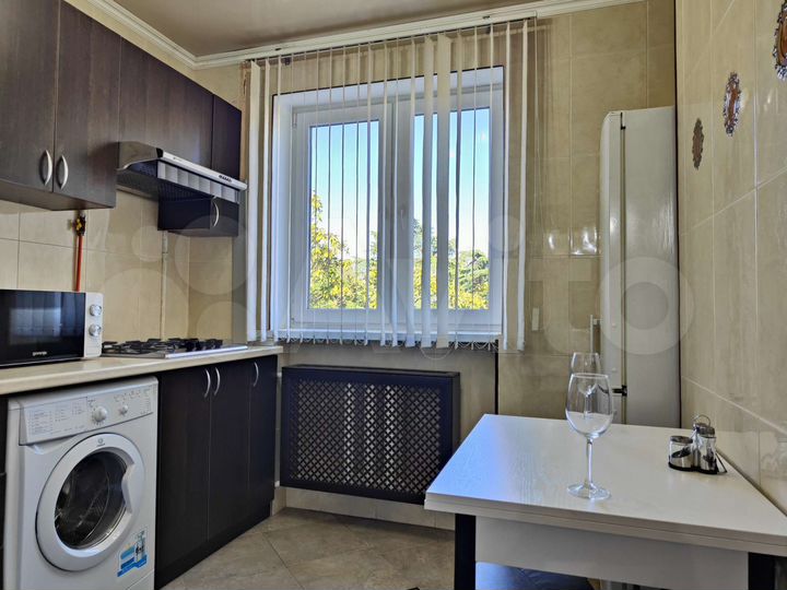 2-к. квартира, 50 м², 5/5 эт.