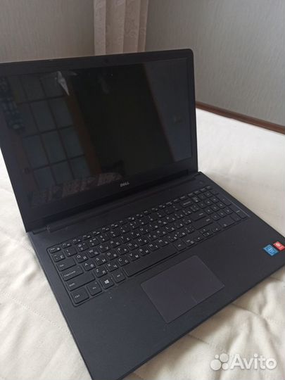 Ноутбук dell Inspiron 15