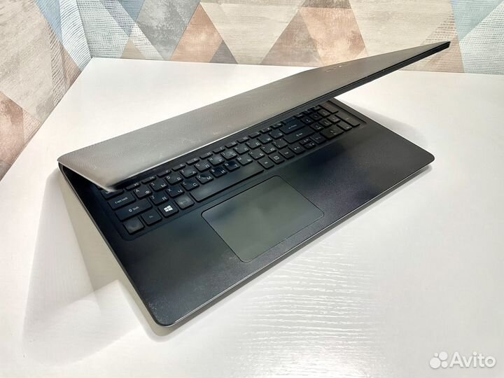Мощный ноутбук Acer Core i5-7gen/16Гб озу