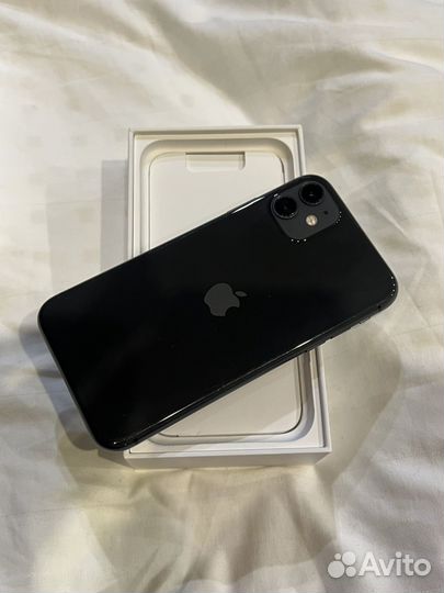 iPhone 11, 64 ГБ