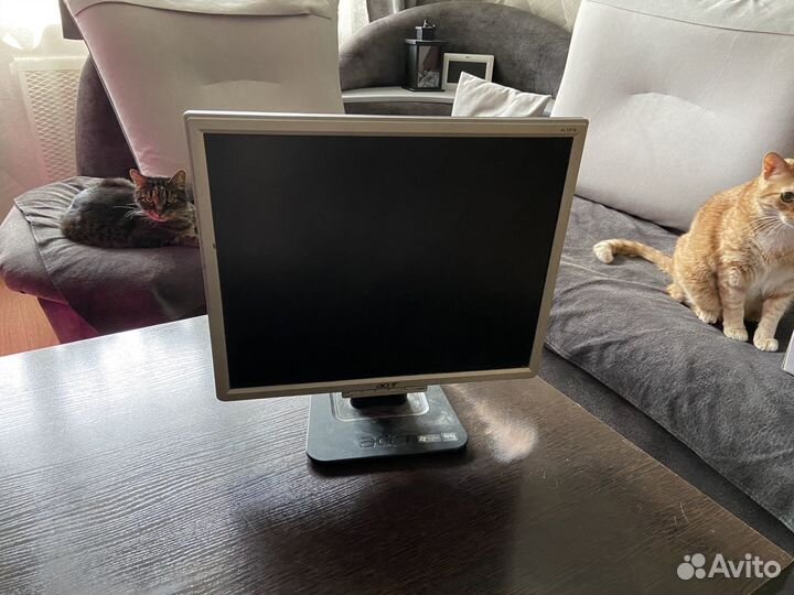 Продам монитор Acer al1916