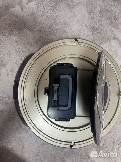 Робот пылесос