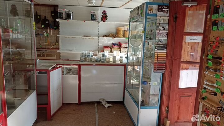 Прилавки, стеллажи, витрины для магазина