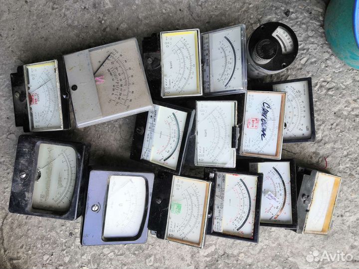 Индикаторы стрелочные