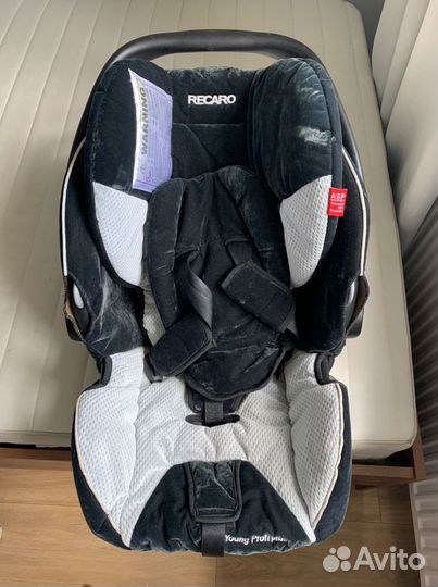 Детское кресло Recaro с базой isofix