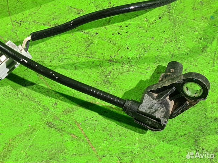 Датчик ABS передний Nissan Almera Classic (B10)