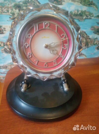 Часы настольные механические СССР
