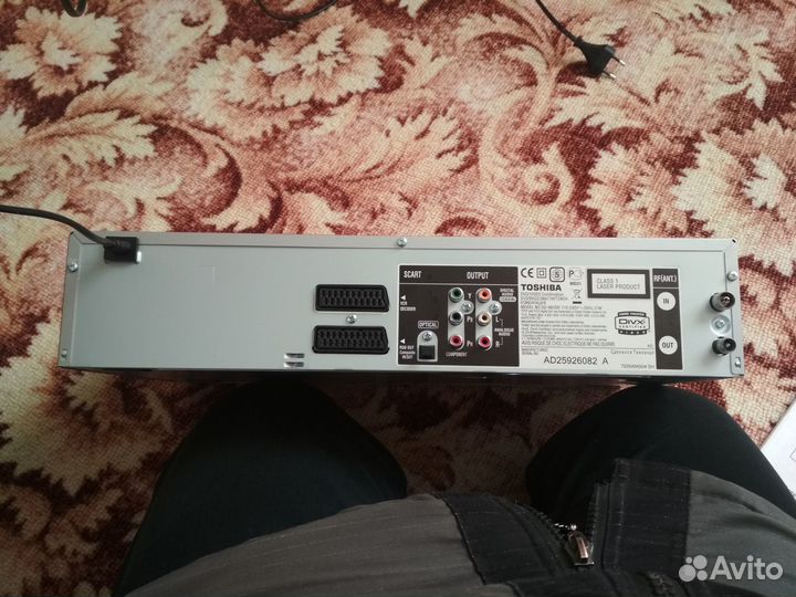 VHS/DVD проигрыватель Toshiba SD-46VSR