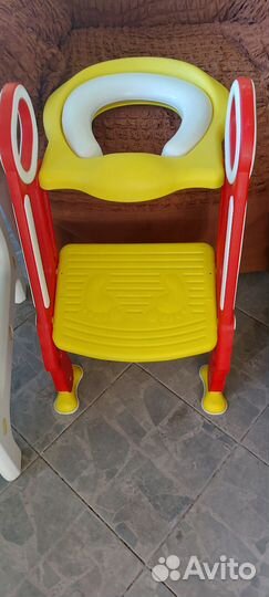 Стульчик для кормления детский