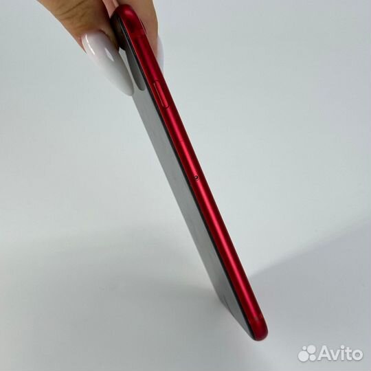 iPhone 8, 64 ГБ