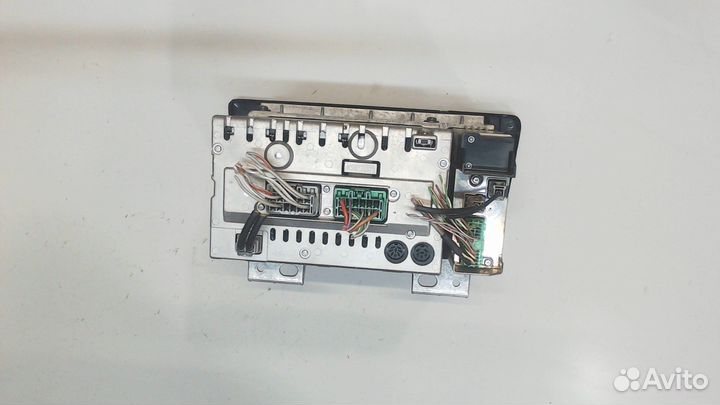 Магнитола Volvo V70, 2001