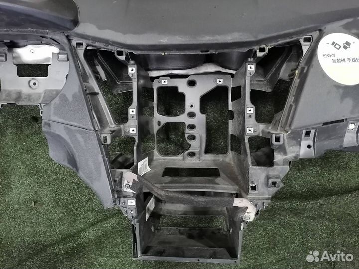 Торпеда Hyundai Sonata 2011