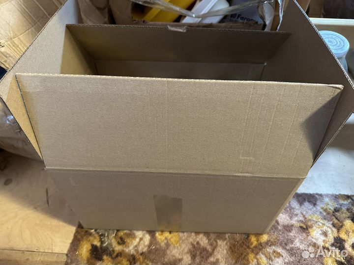 Коробки картонные бу