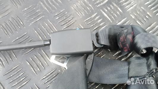 Ремень безопасности с пиропатроном сиденья передне