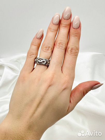 Золотое кольцо с бриллиантами 585 / 7.03 гр