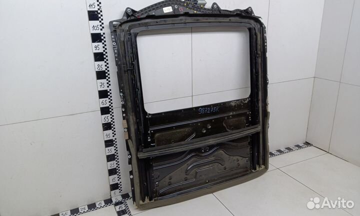 Рама сдвижной крышки люка BMW X6 F16