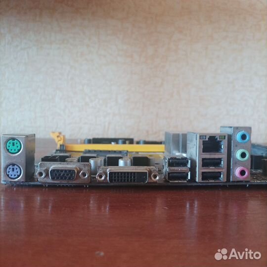 Материнская плата сокет AM3+