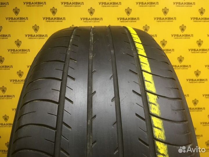 Yokohama dB Decibel E70B 215/55 R17 93V