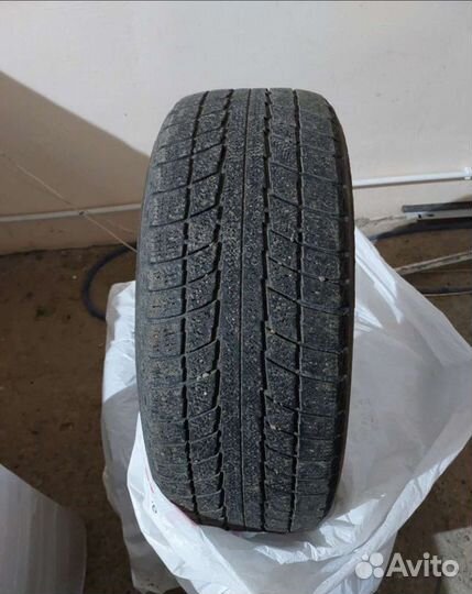 Triangle TR777 215/55 R17