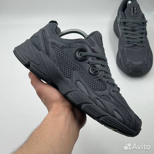 Кроссовки Adidas Astir