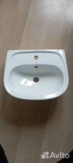 Раковина в ванную накладная бу
