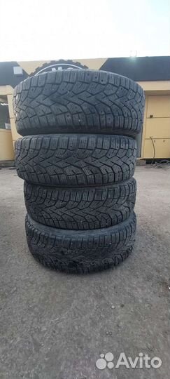 Gislaved NordFrost 100 185/65 R15 92T