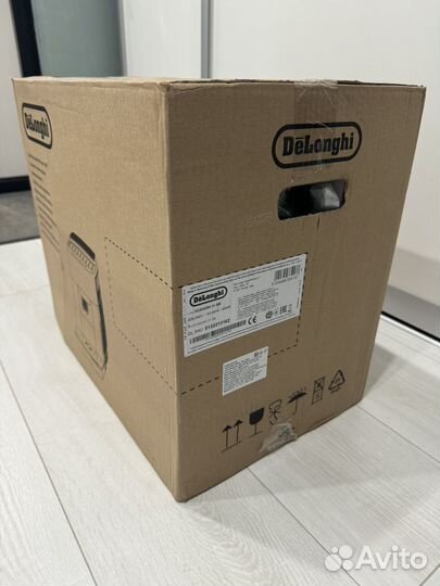 Кофемашина автоматическая DeLonghi ecam 250.31.SB